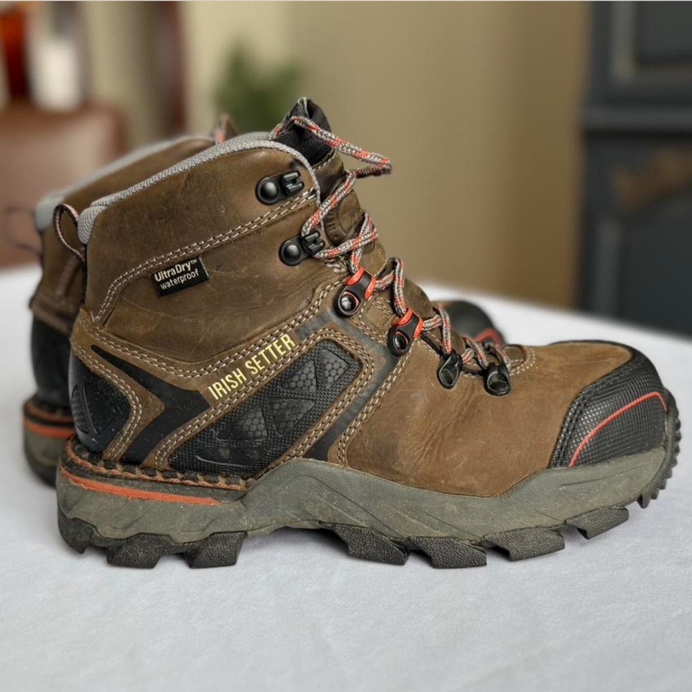 Irish Setter Women's Crosby 6" Waterproof Non-Metallic Toe Work Boots